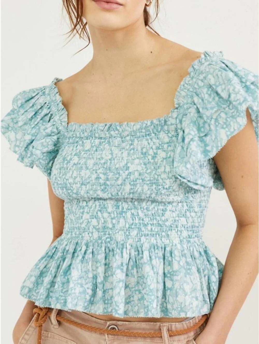 Love the Label M Light Blue Floral Smocked Ruffle Sleeve Top